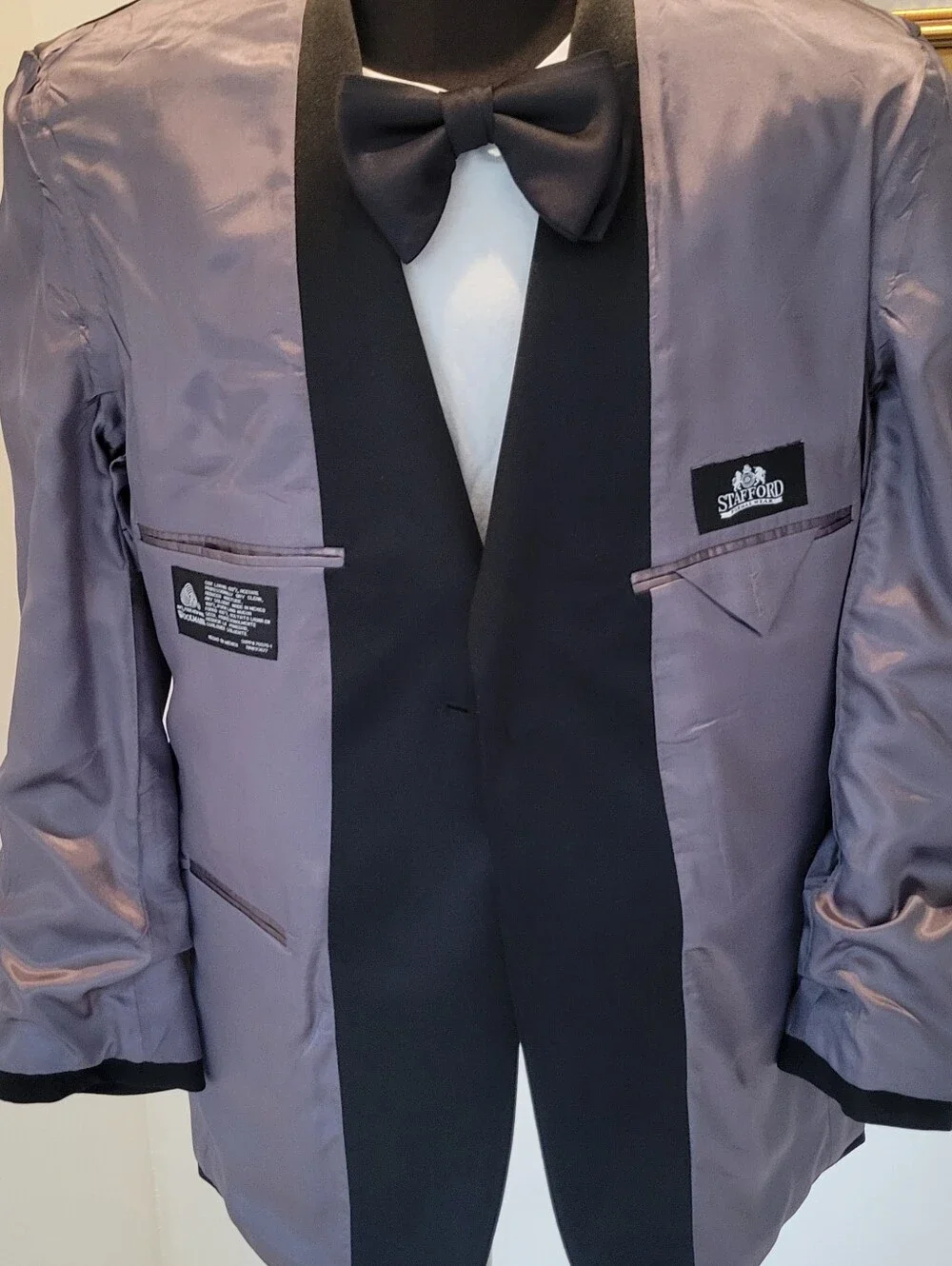 STAFFORD TUXEDO JACKET ONE SATIN BUTN FRONT-4 @ CUFFS SIZE 40 S 30